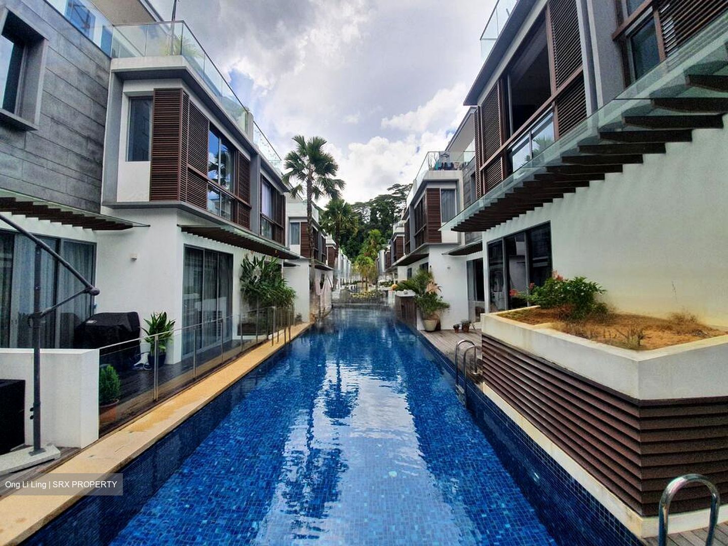 Greenwood Mews (D11), Terrace #464409851